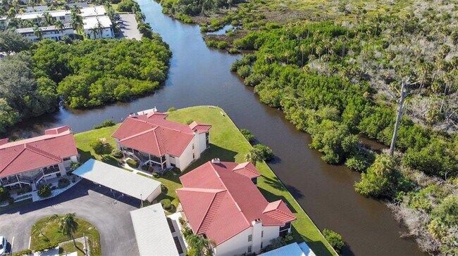 Foto del edificio - 9940 Eagles Point Cir