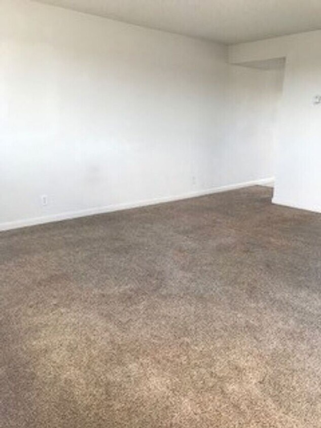 Primary Photo - ** MOVE IN SPECIAL - 1/2 OFF FIRST MONTHS ...