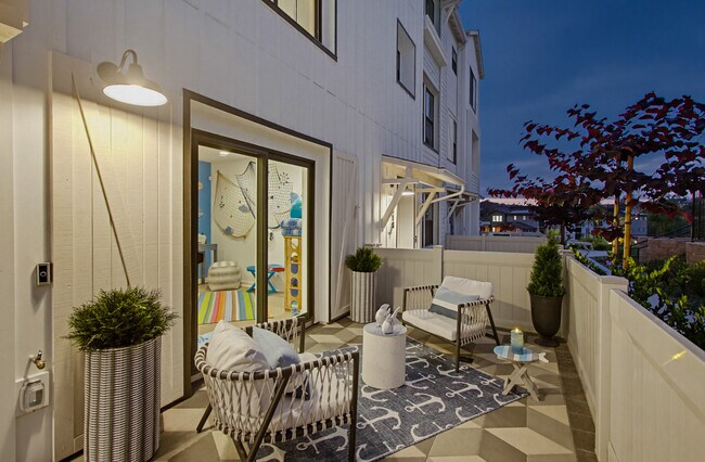 Foto del edificio - 2528 Delphinium Ln