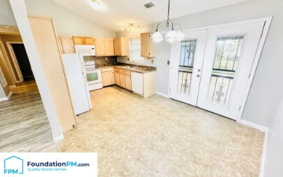 Foto del edificio - "Charming 4-Bedroom Memphis Home with Cozy Fireplace and Spacious Living!"