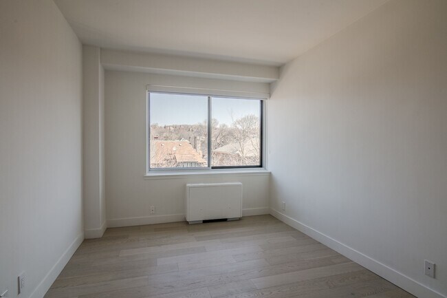 Photo du bâtiment - 4555 Av. Bonavista