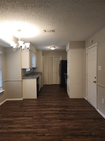 Foto del edificio - 5309 Wolens Way
