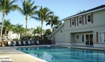 Building Photo - 1757 Four Mile Cove Pkwy