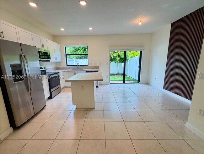 Foto del edificio - 11115 W 32nd Ln