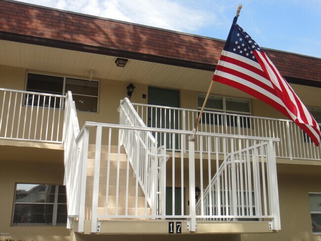 Foto del edificio - 230 Cape Shores Cir