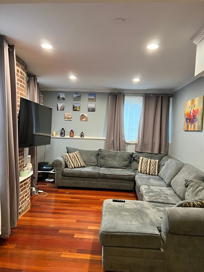 Foto del edificio - 646 W Bittersweet Pl