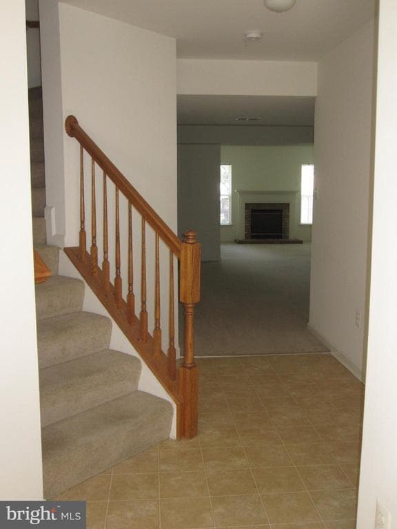 Building Photo - 2106 Harrow Dr