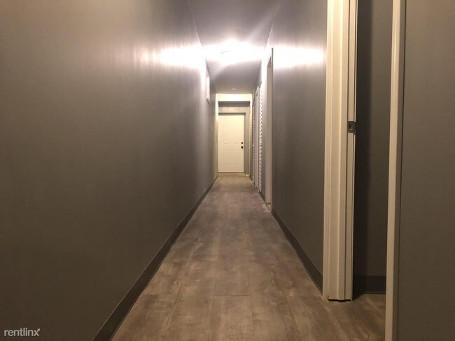 Building Photo - 2810 W Flournoy St