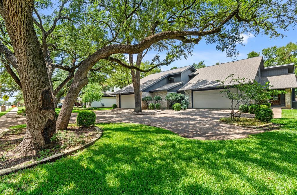 Primary Photo - 8606 Mesa Dr
