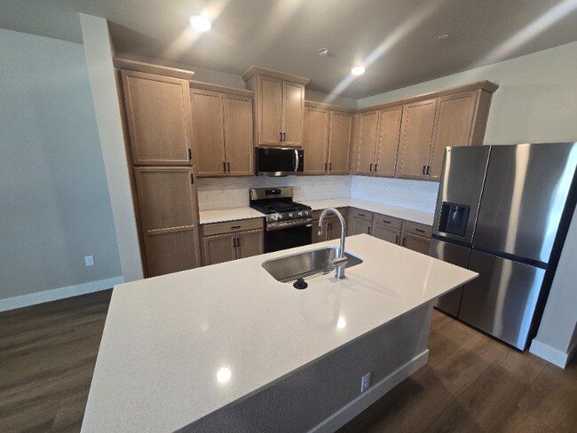 Foto del edificio - 4824 River Roads Dr