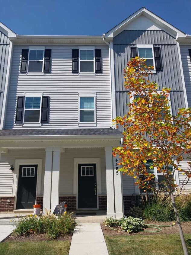 Foto principal - 4465 Chelsea Mnr Cir