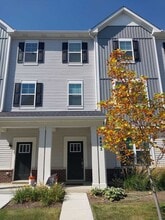 Building Photo - 4465 Chelsea Mnr Cir