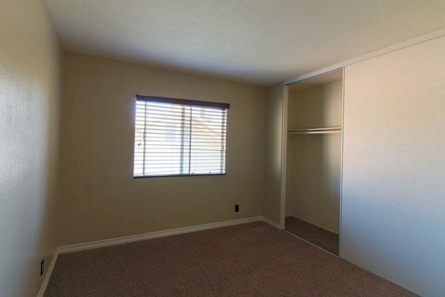 Building Photo - Fantastic Sunnymead Ranch Home!
