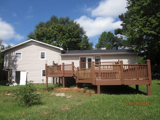 Building Photo - 451 Camden Cir
