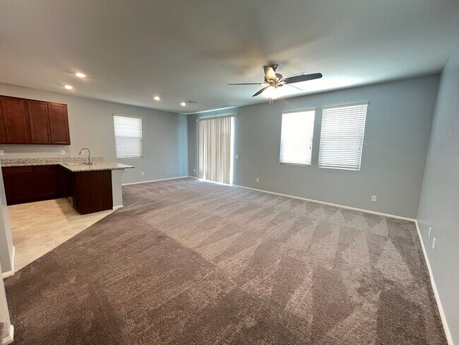 Foto del edificio - 3 bedroom, 3 bathroom home located in the ...