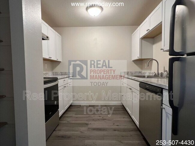Foto del edificio - 6104 Glen Mary Ln SE
