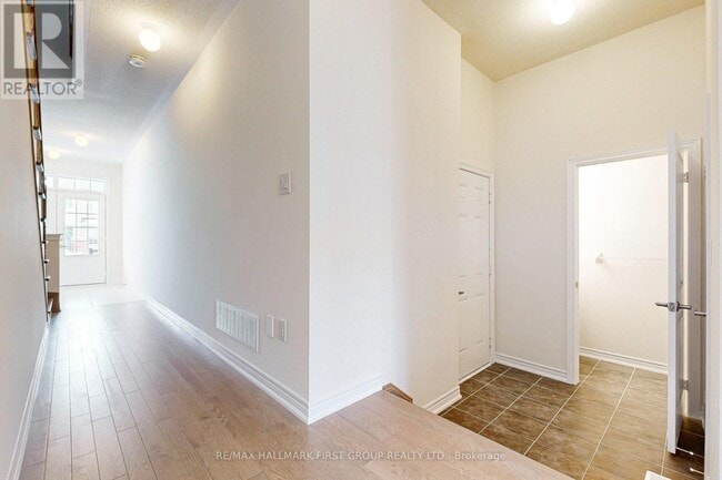 Building Photo - 2011 Horace Duncan Cres