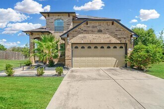 Building Photo - 1801 Quiet Meadows Cove