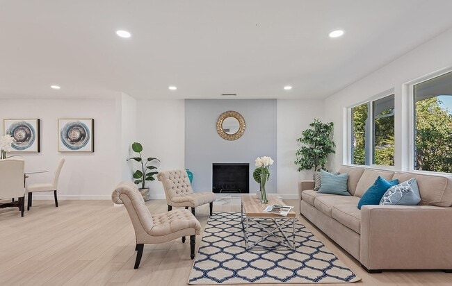 Foto del edificio - 3474 Farrell Cir