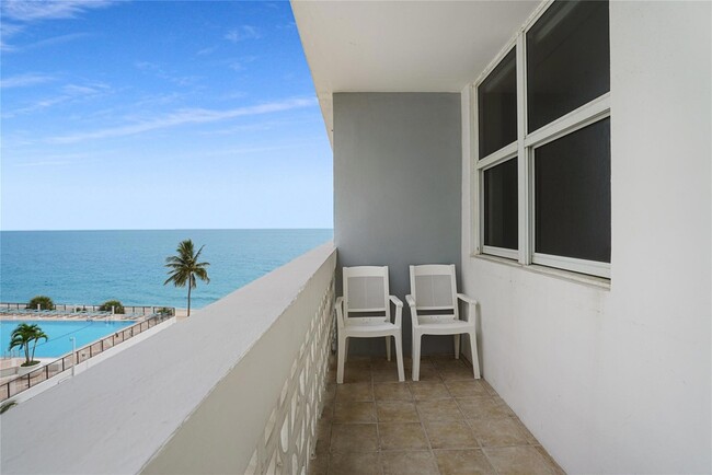 Building Photo - 4250 Galt Ocean Dr