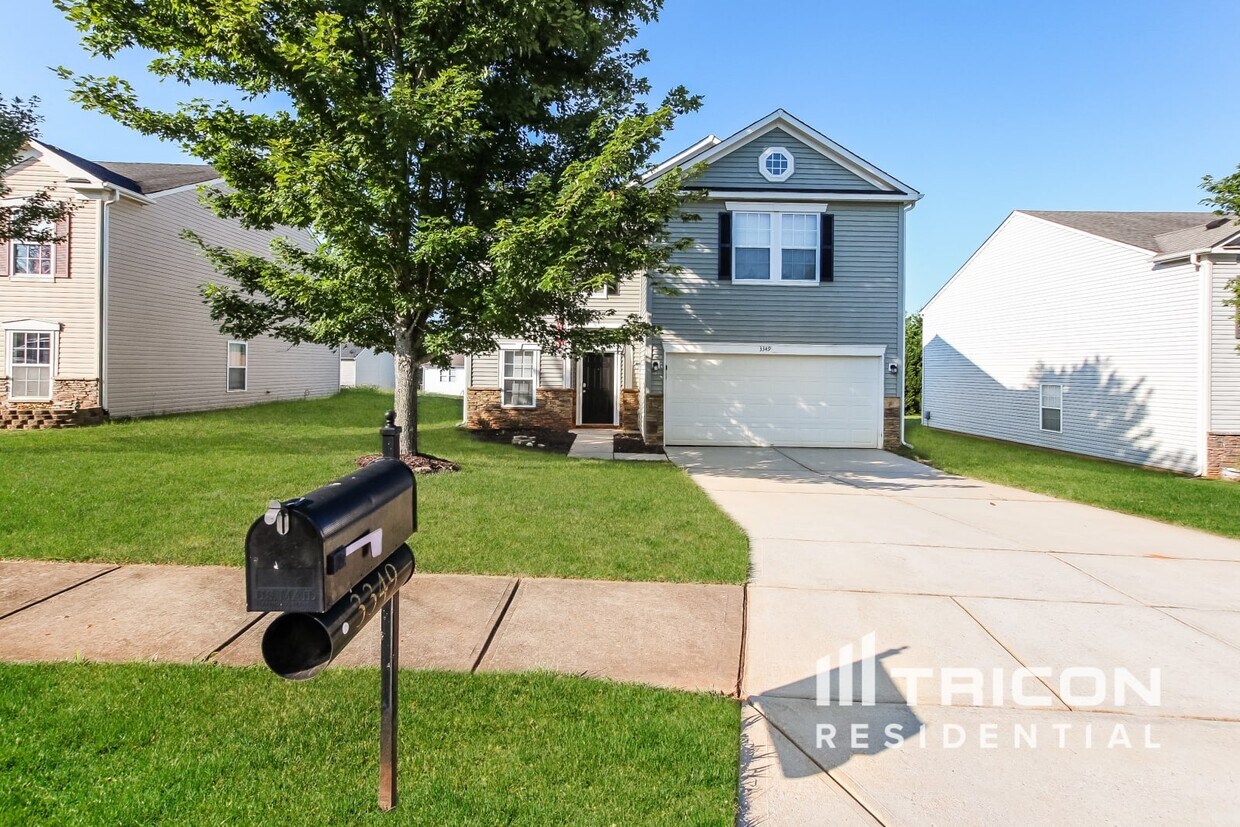 Foto principal - 3349 Table Rock Drive Gastonia NC