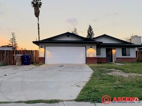 Building Photo - 6109 Midas St