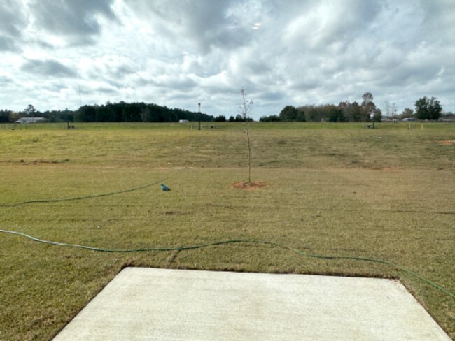 Foto del edificio - 13691 Logan Pl