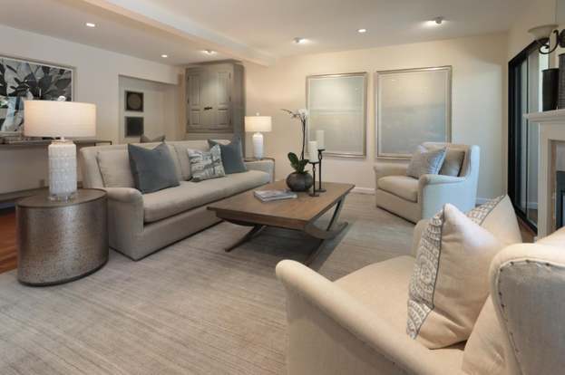 Foto del edificio - 2458 Sharon Oaks Dr
