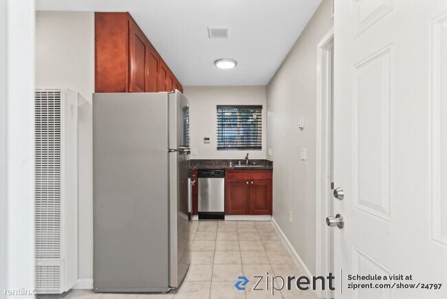 Foto del edificio - 1 br, 1 bath House - 2090 Calle De Primave...