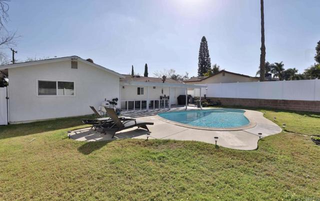 Foto del edificio - 8828 Jaylee Ave