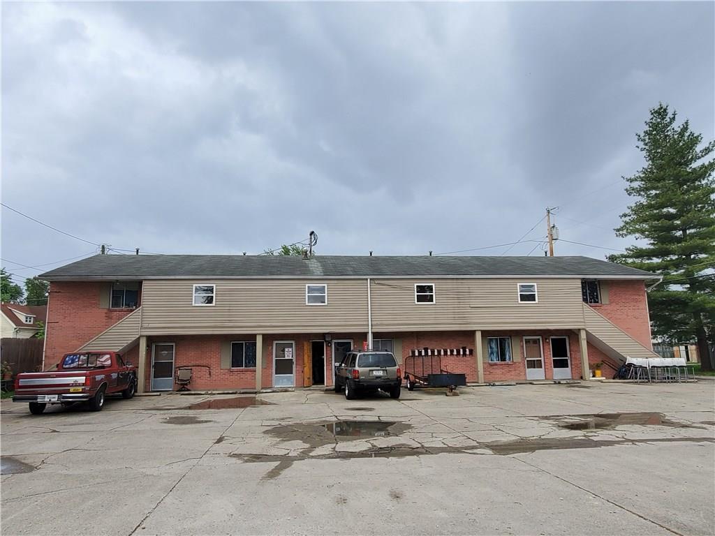 135 W Hendricks St Unit 3, Shelbyville, IN 46176 Condo for Rent in