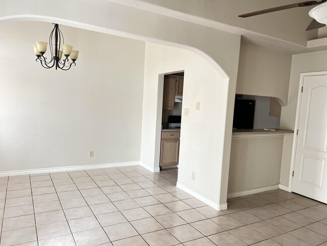 Building Photo - 1752 Tiara Trail