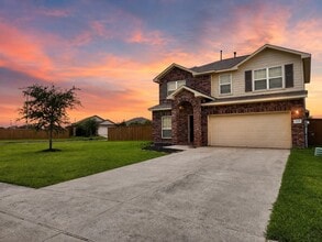 Building Photo - 2119 Del Mar Dr