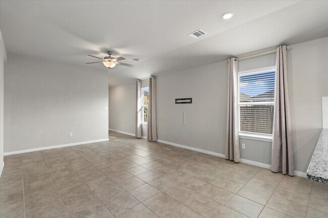 Foto del edificio - 213 Wild Spur Ln