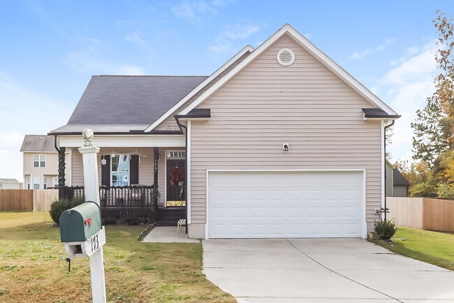 Building Photo - 173 Carissa Dr