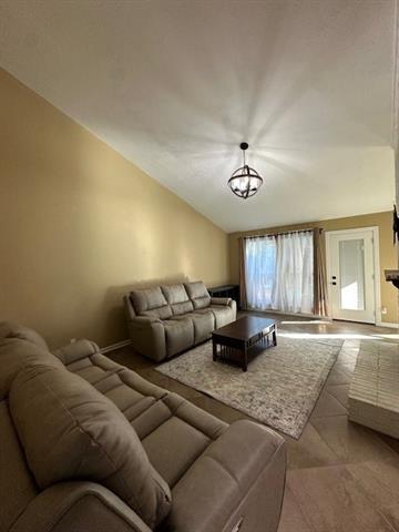 Foto del edificio - 417 Campbell Ct