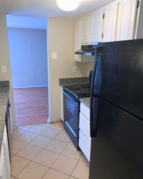 Foto del edificio - 12524 Laurel Grove Pl