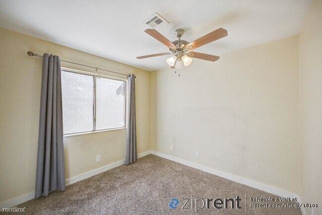 Building Photo - 3 br, 3 bath House - 126 St Albans Dr, Hen...