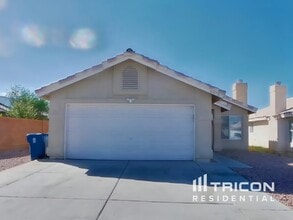Building Photo - 6375 Cranberry Ln