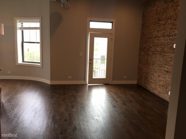 Foto del edificio - 6320 S Ingleside Ave