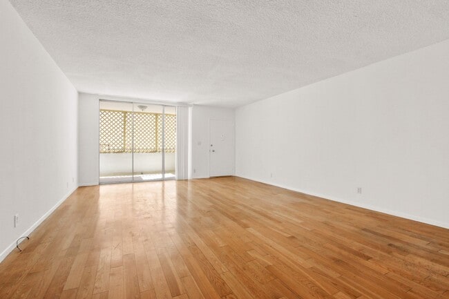Building Photo - 1237 Berkeley St