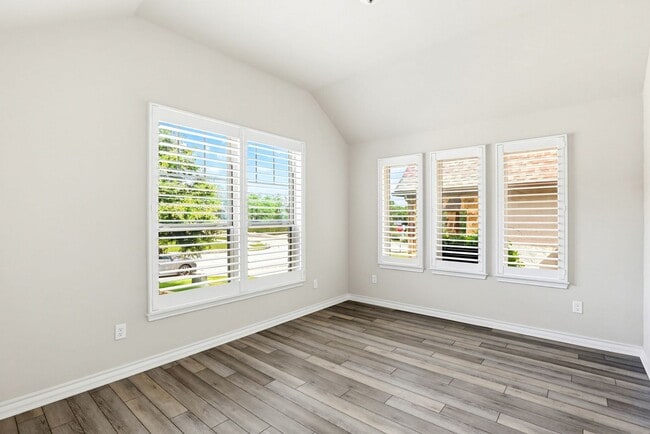 Building Photo - Luxury Semi-Custom Built Home in Stevens Ranch