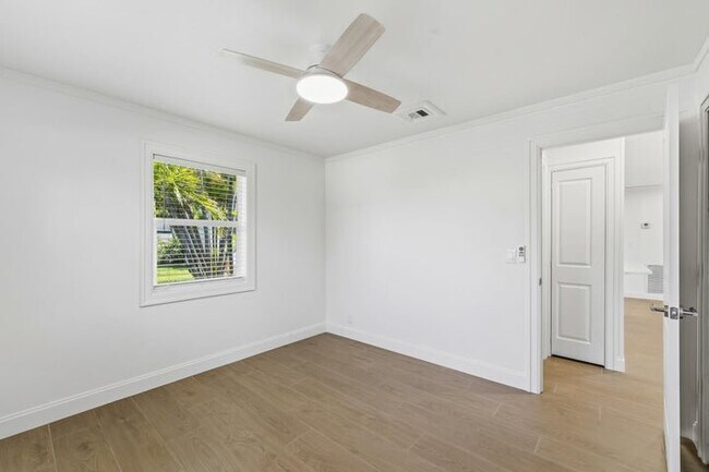 Foto del edificio - 802 Lytle St