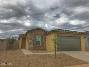 Building Photo - 536 E Creosote Dr