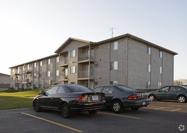 Building Photo - Geneva Place Apartments