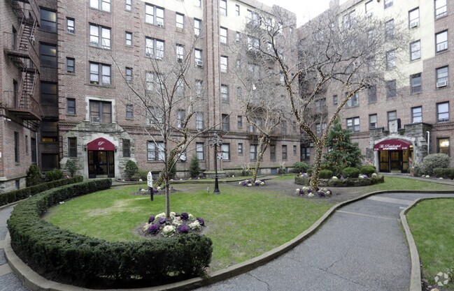 The Presidential Apartments Bronx Ny Building Photo The Presidential