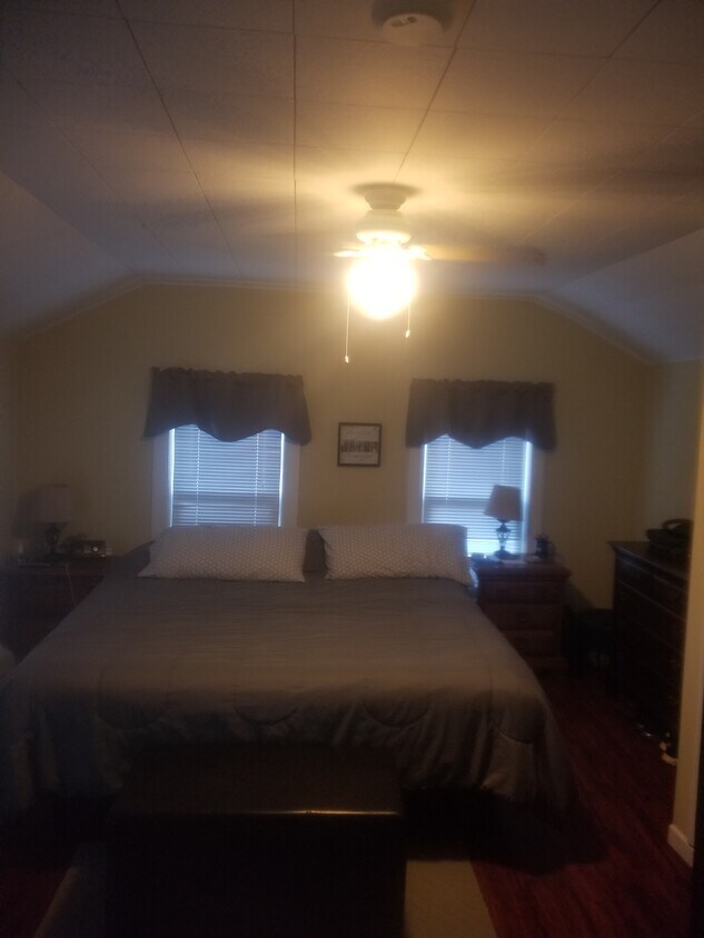 1623 17th St, Monroe, WI 53566 House Rental in Monroe, WI