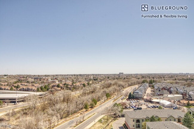 Foto del edificio - 4550 Cherry Creek S Dr