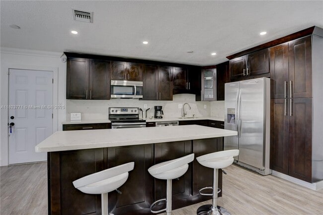 Foto del edificio - 3517 NW 179th St