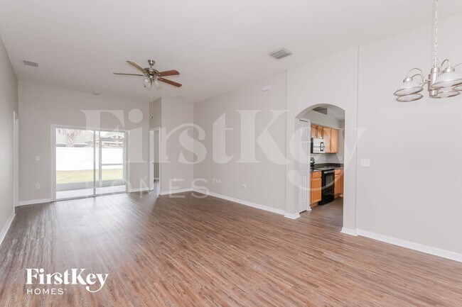 Foto del edificio - 12007 Butler Woods Cir